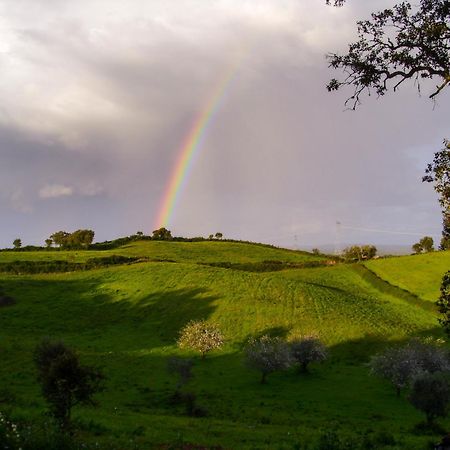 Monte Pedras Negras Guest House Сао Луис Екстериор снимка